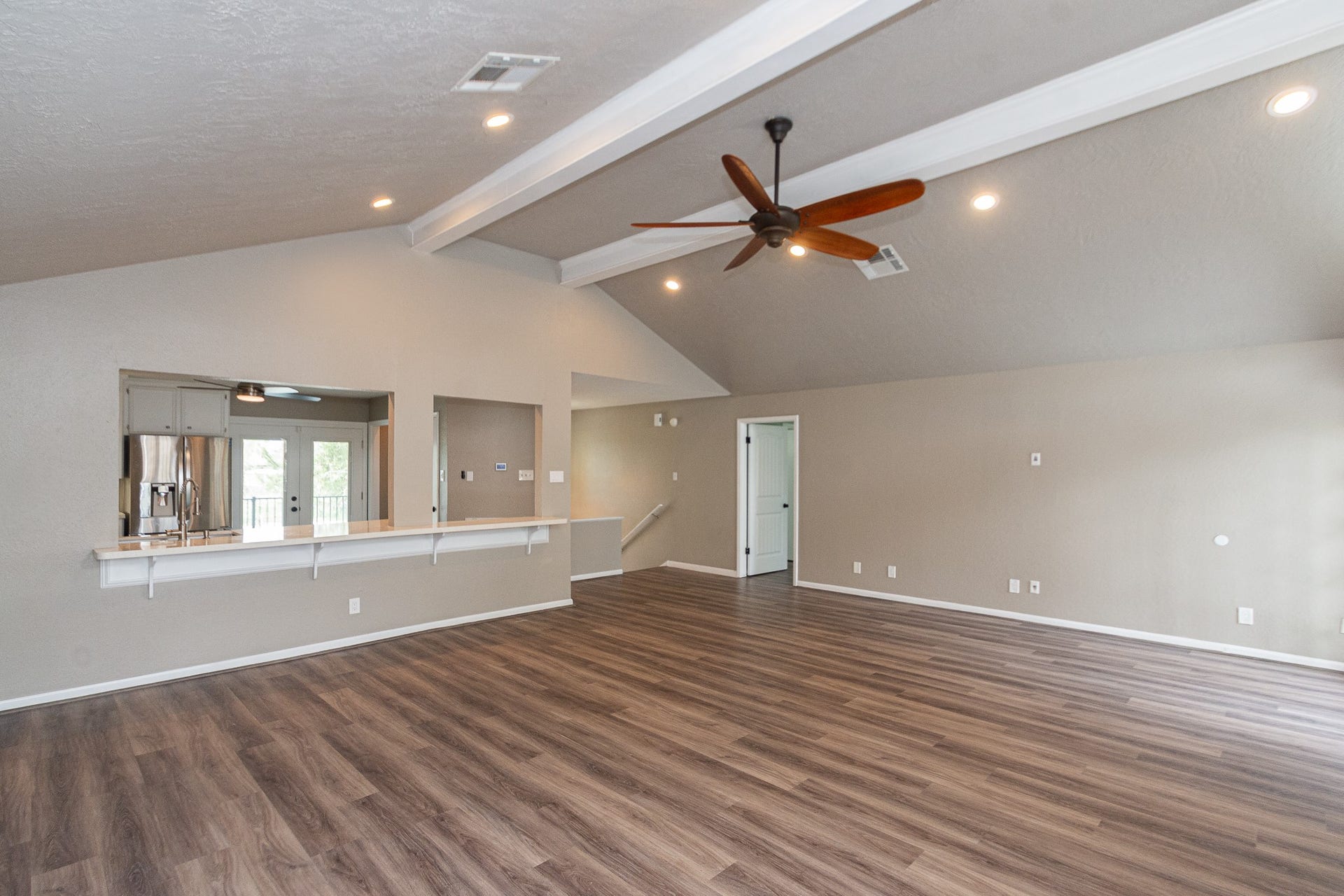 4509 Country Club Drive, Dickinson, TX 77539 4509 Country Club Drive, Dickinson, TX 77539