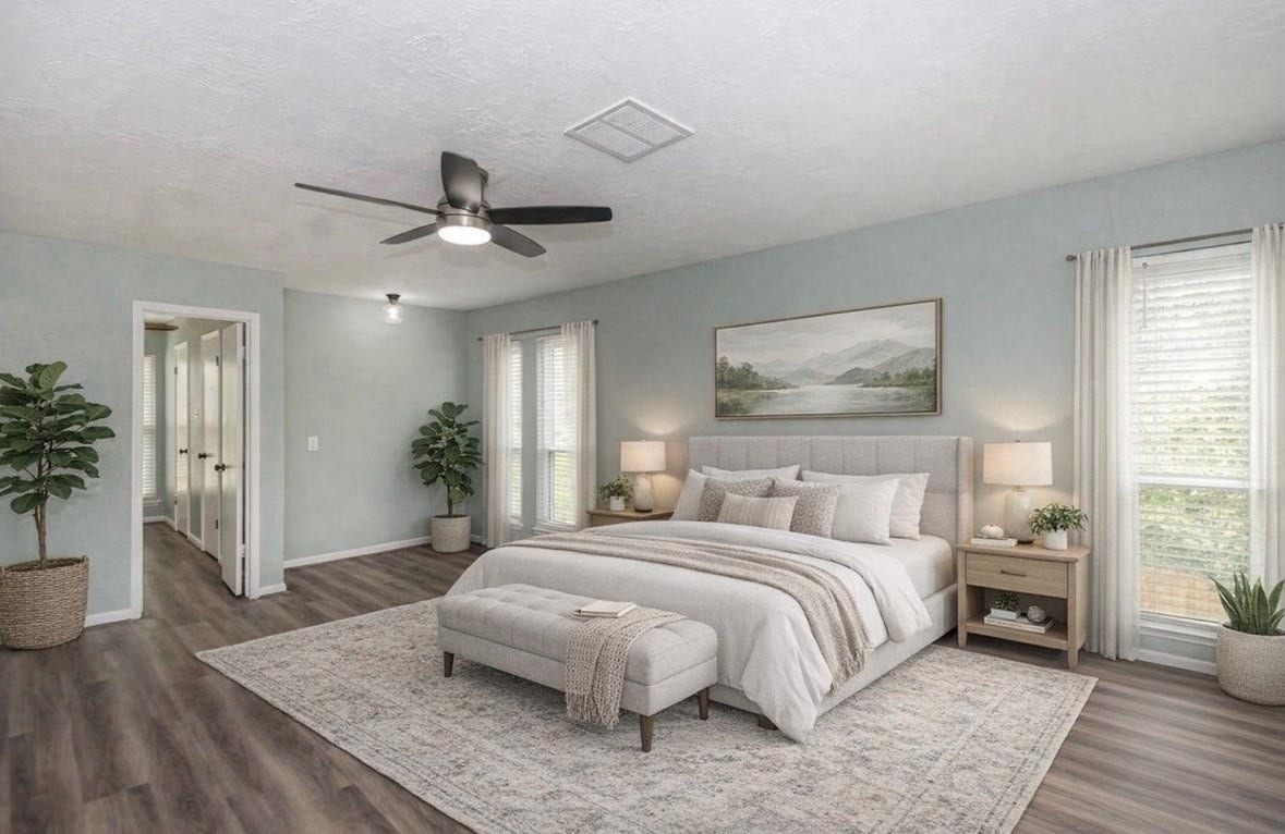 4509 Country Club Drive, Dickinson, TX 77539 Primary bedroom located on the second level. Virtually Staged