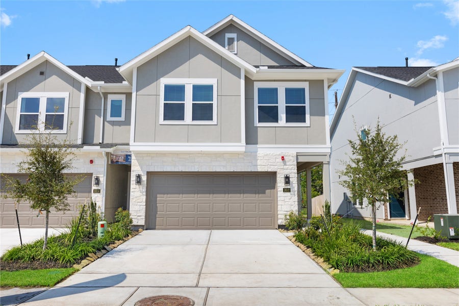 Property photo for 8113 Danson Lane, Pearland, TX