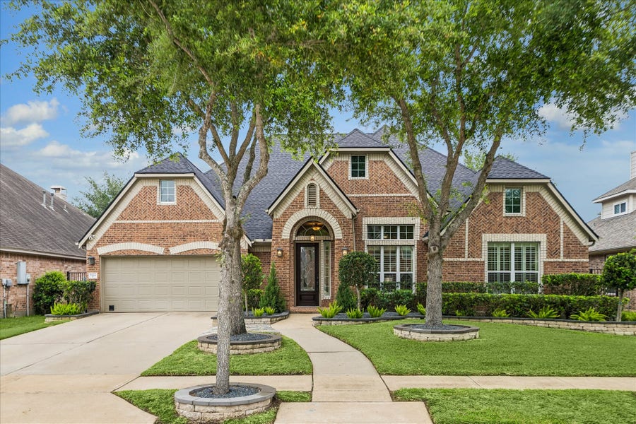 Property photo for 9222 Hernshead Lane, Missouri City, TX