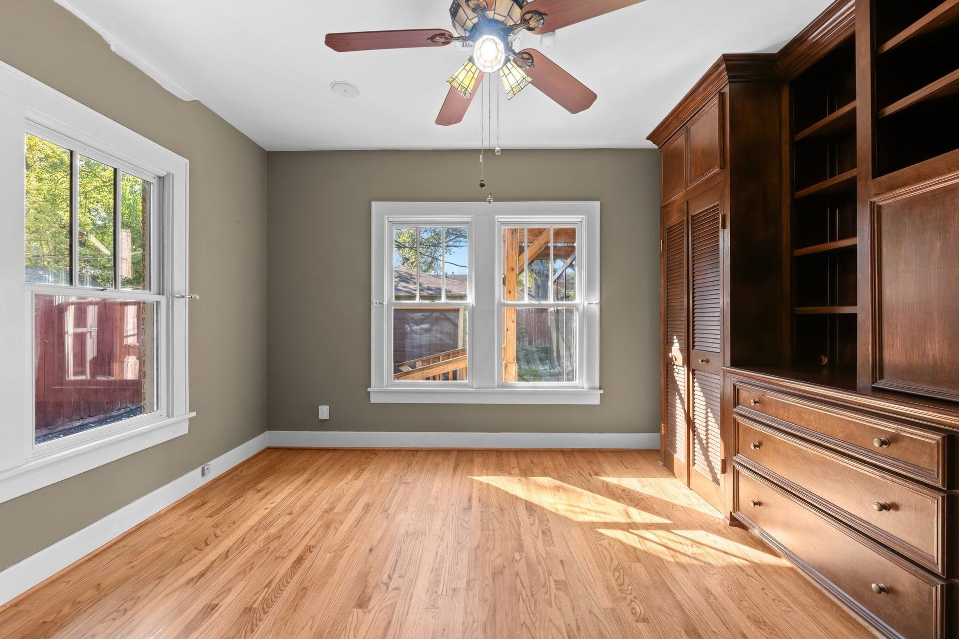 1112 Algregg Street, Houston, TX 77009 1112 Algregg Street, Houston, TX 77009