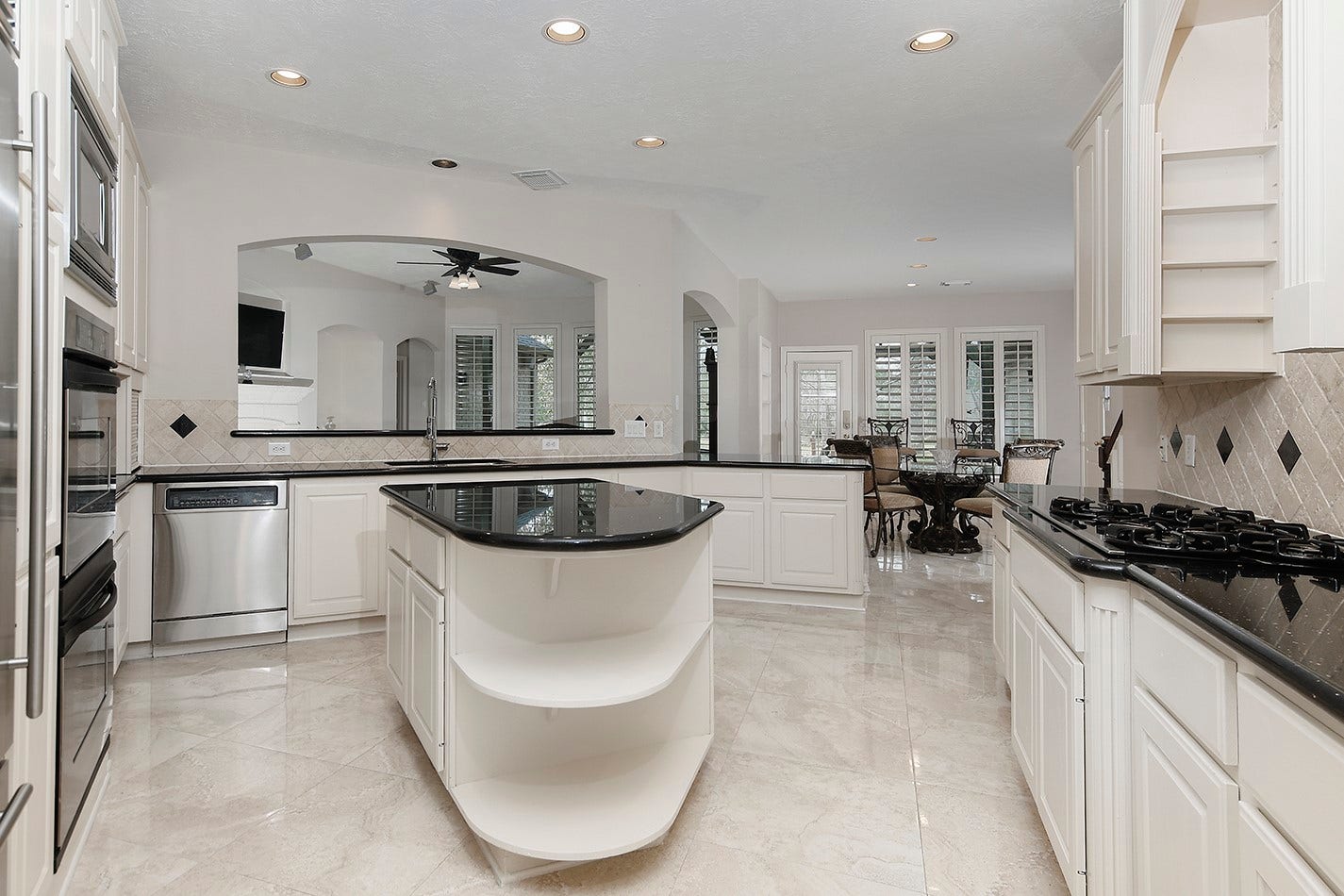 11827 Water Oak Drive, Magnolia, TX 77354 11827 Water Oak Drive, Magnolia, TX 77354