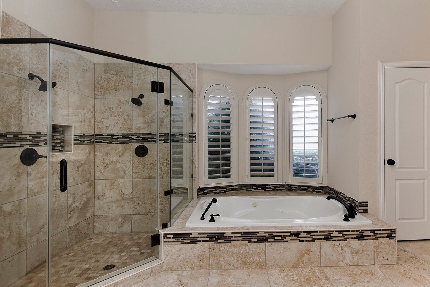 11827 Water Oak Drive, Magnolia, TX 77354 11827 Water Oak Drive, Magnolia, TX 77354