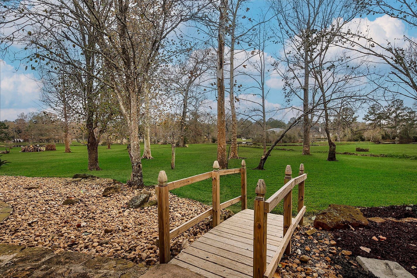 11827 Water Oak Drive, Magnolia, TX 77354 11827 Water Oak Drive, Magnolia, TX 77354