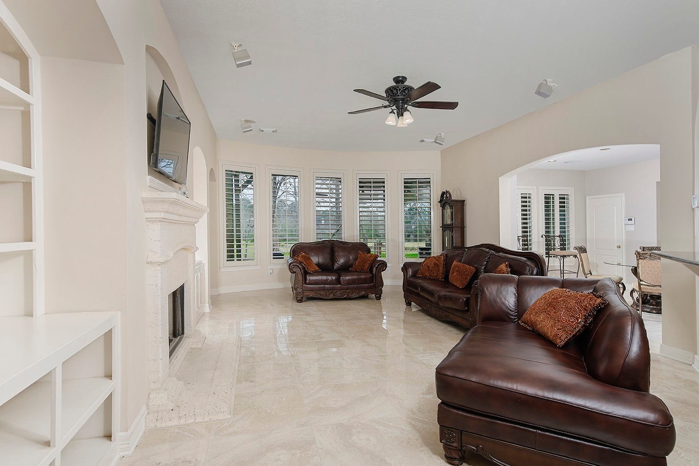 11827 Water Oak Drive, Magnolia, TX 77354 11827 Water Oak Drive, Magnolia, TX 77354