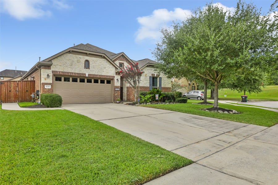 Property photo for 10206 Eagle Hollow Drive, Humble, TX