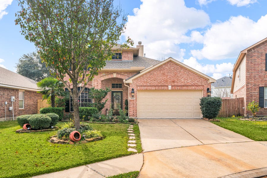 Property photo for 24647 Hampton Lakes Drive, Katy, TX
