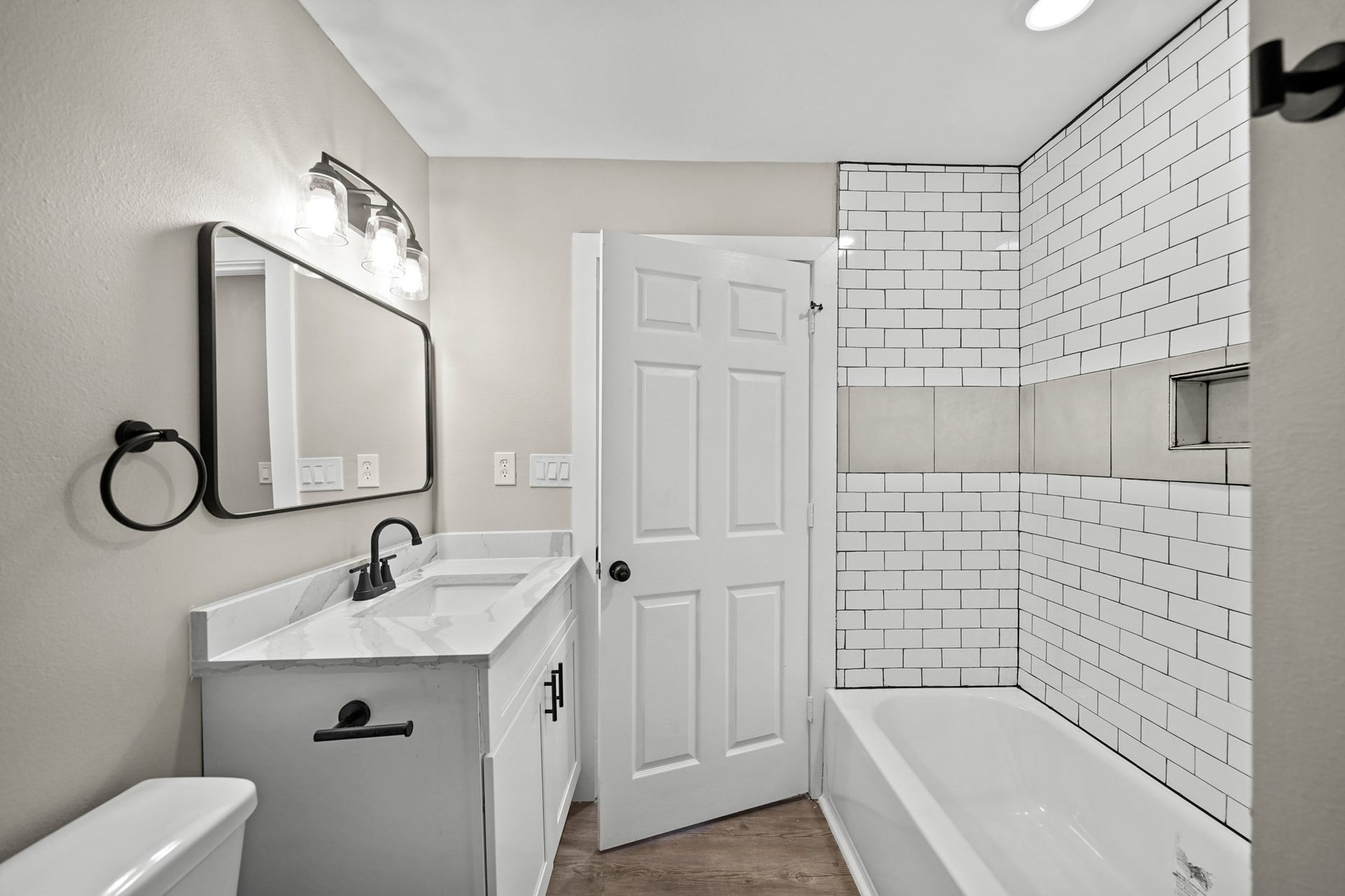 1644 County Road 180, #2, Alvin, TX 77511 1644 County Road 180, #2, Alvin, TX 77511