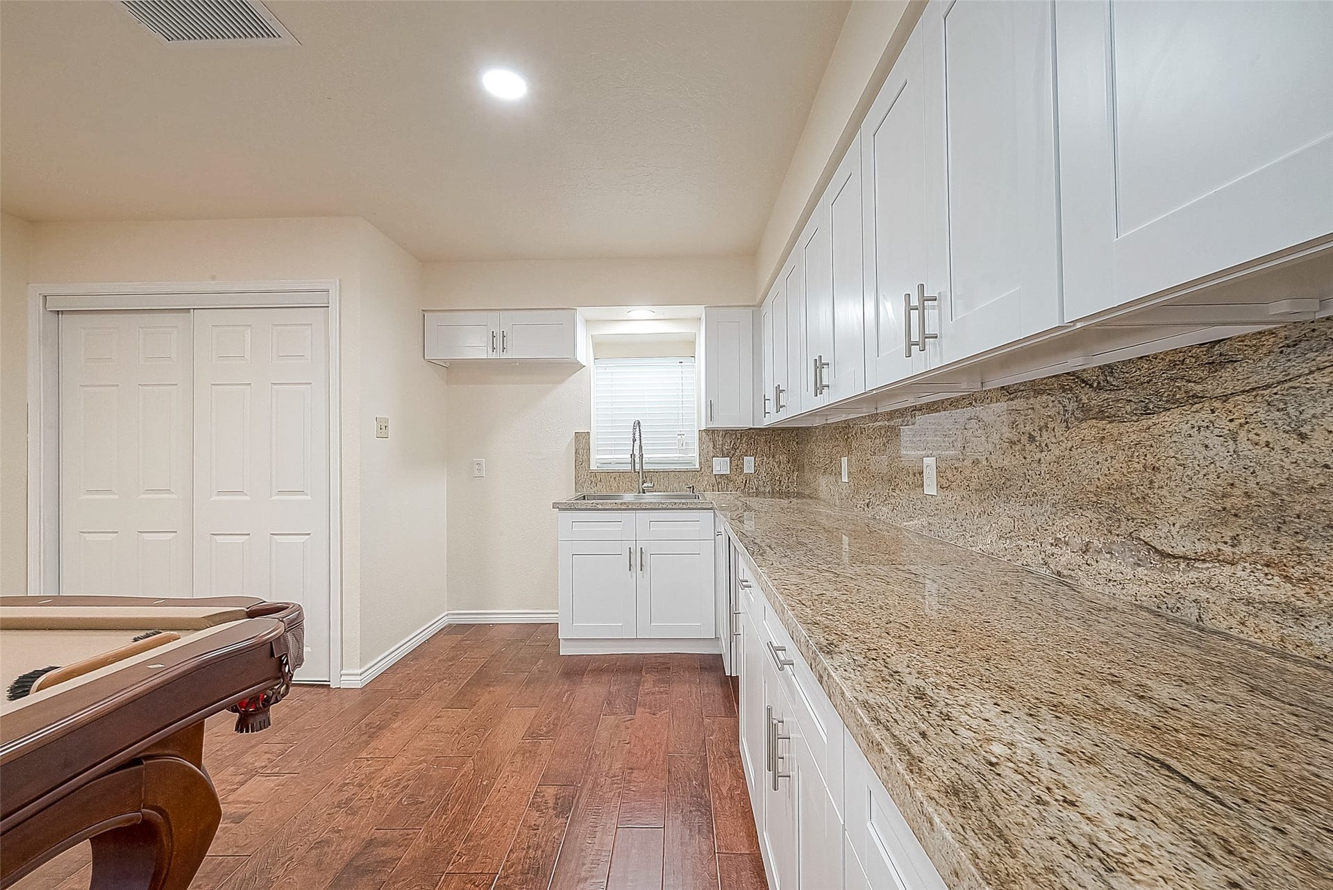 1407 Tiki Drive, Tiki Island, TX 77554 1407 Tiki Drive, Tiki Island, TX 77554
