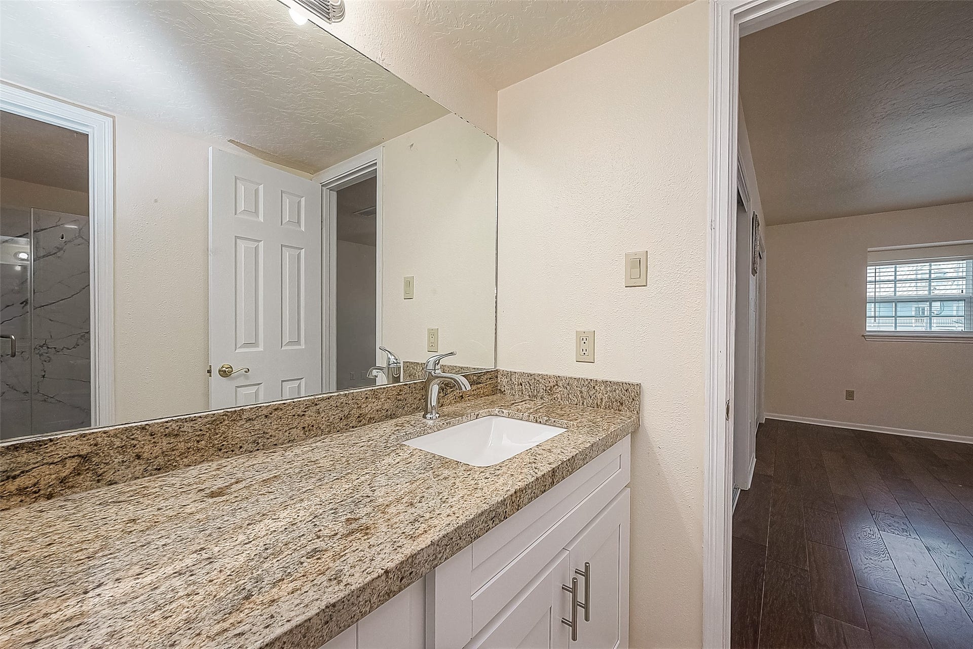 1407 Tiki Drive, Tiki Island, TX 77554 1407 Tiki Drive, Tiki Island, TX 77554