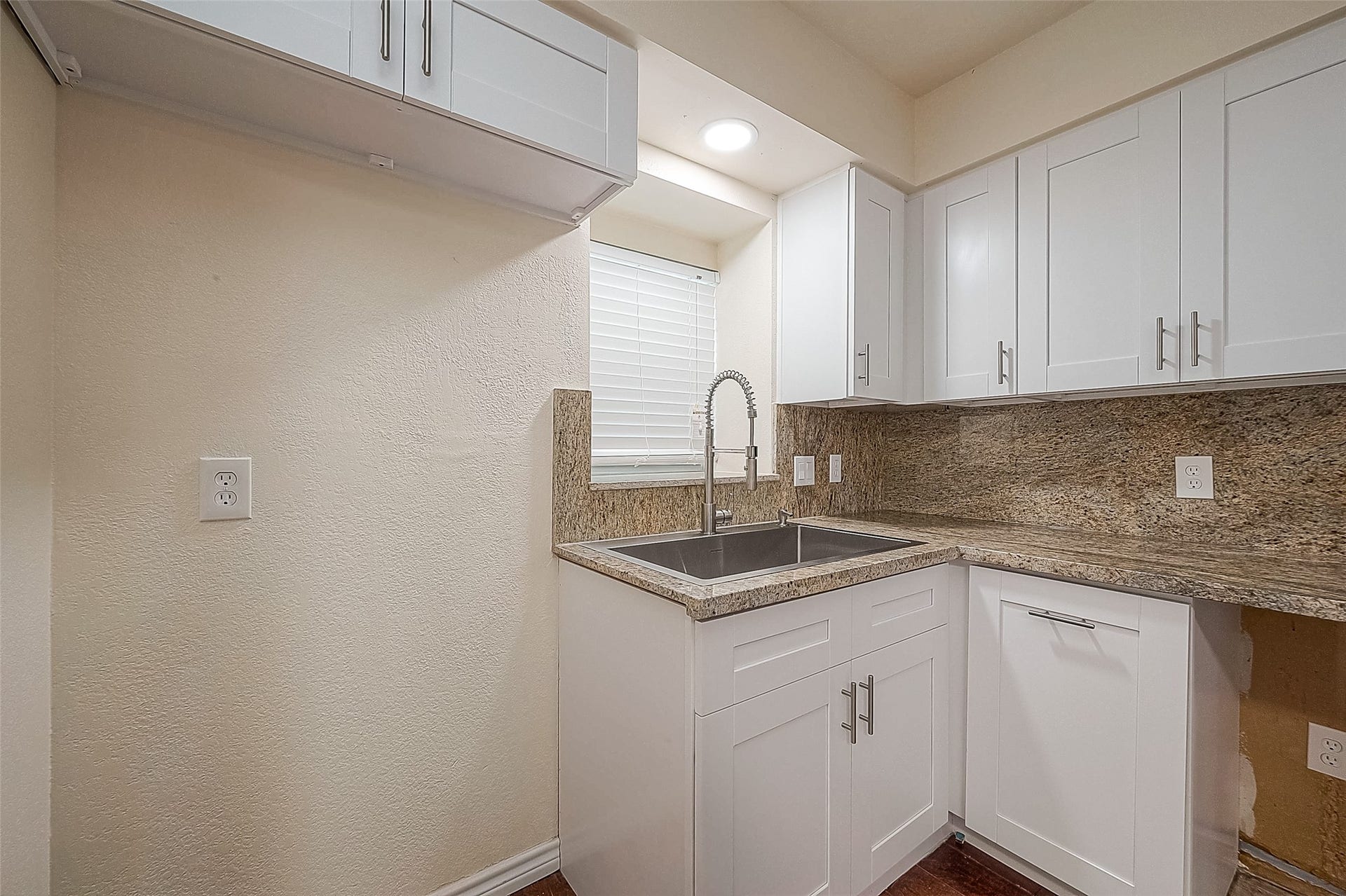 1407 Tiki Drive, Tiki Island, TX 77554 1407 Tiki Drive, Tiki Island, TX 77554