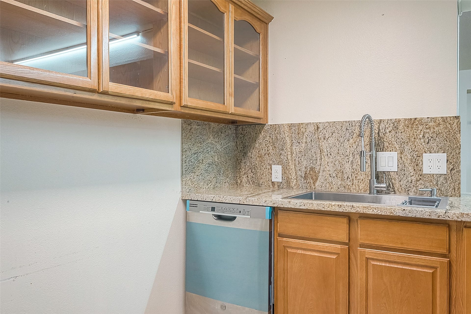 1407 Tiki Drive, Tiki Island, TX 77554 1407 Tiki Drive, Tiki Island, TX 77554