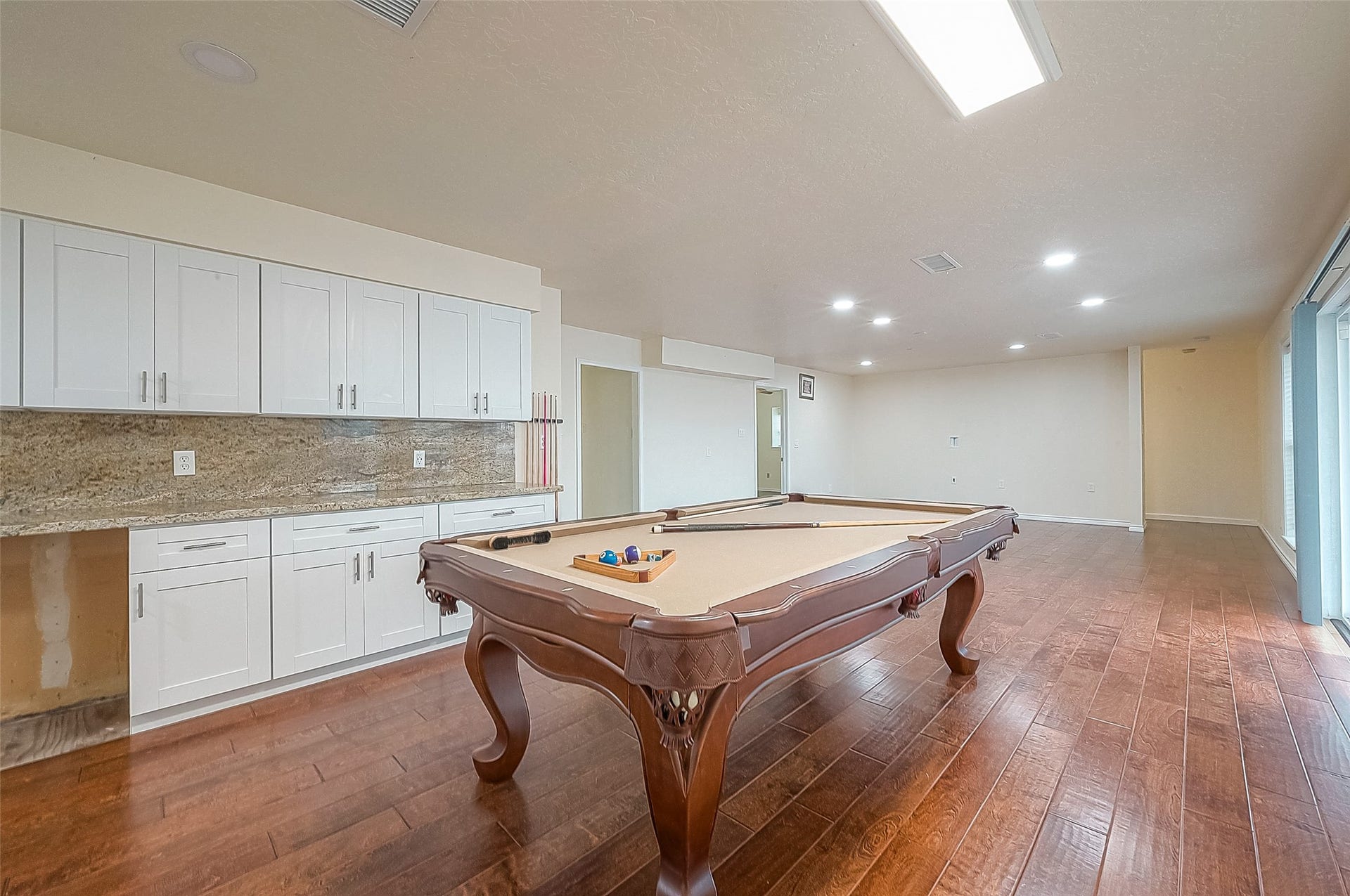 1407 Tiki Drive, Tiki Island, TX 77554 1407 Tiki Drive, Tiki Island, TX 77554