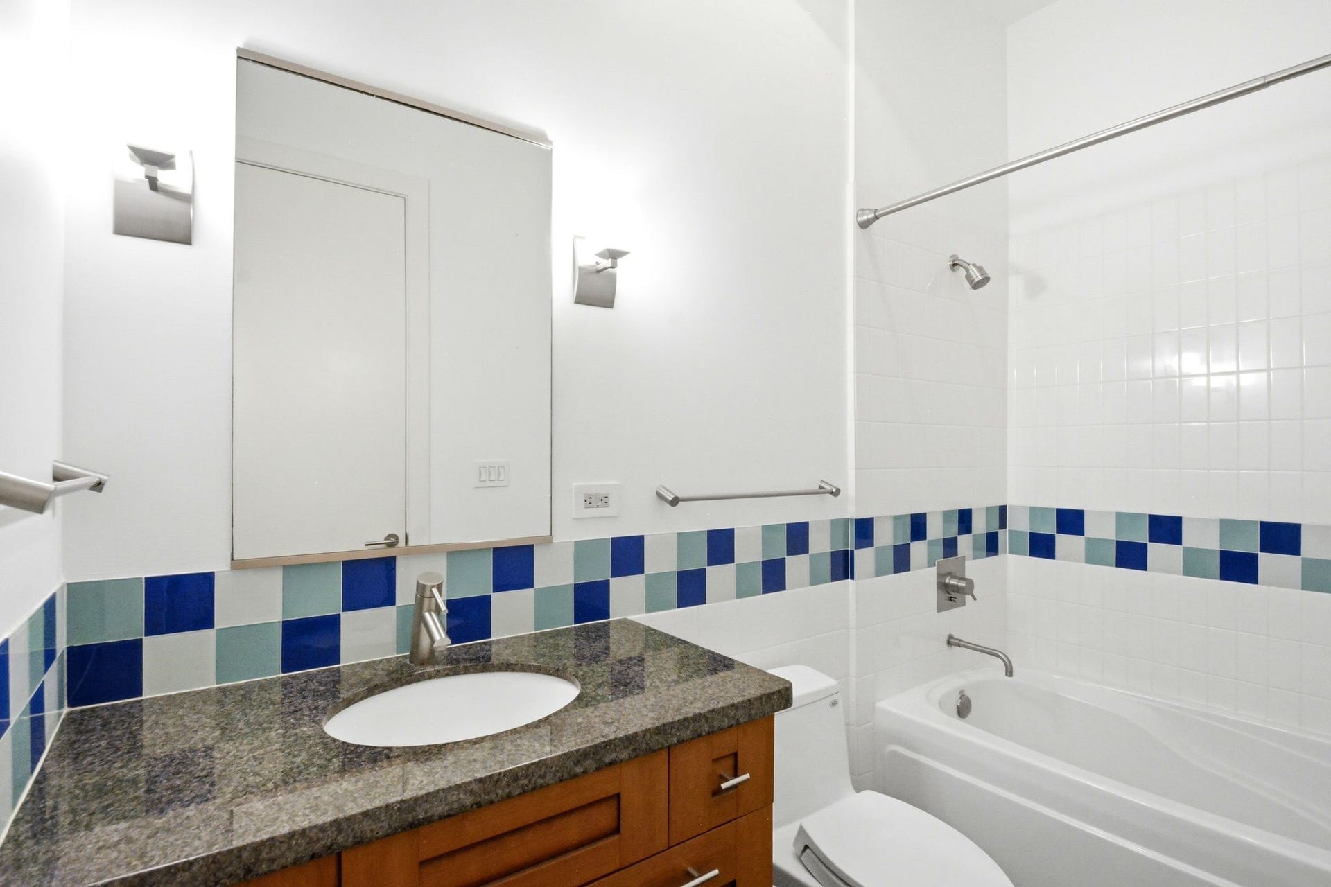 4821 E Nasa Parkway, #2E, Pasadena, TX 77586 4821 E Nasa Parkway, #2E, Pasadena, TX 77586