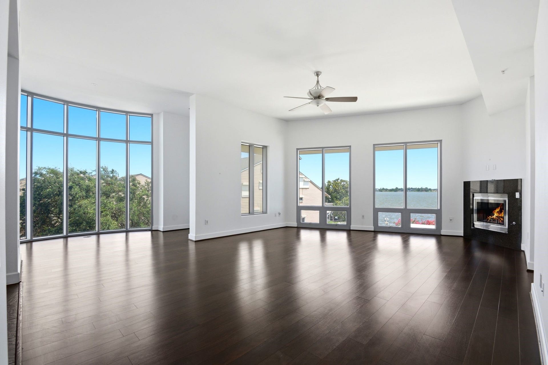 4821 E Nasa Parkway, #2E, Pasadena, TX 77586 4821 E Nasa Parkway, #2E, Pasadena, TX 77586