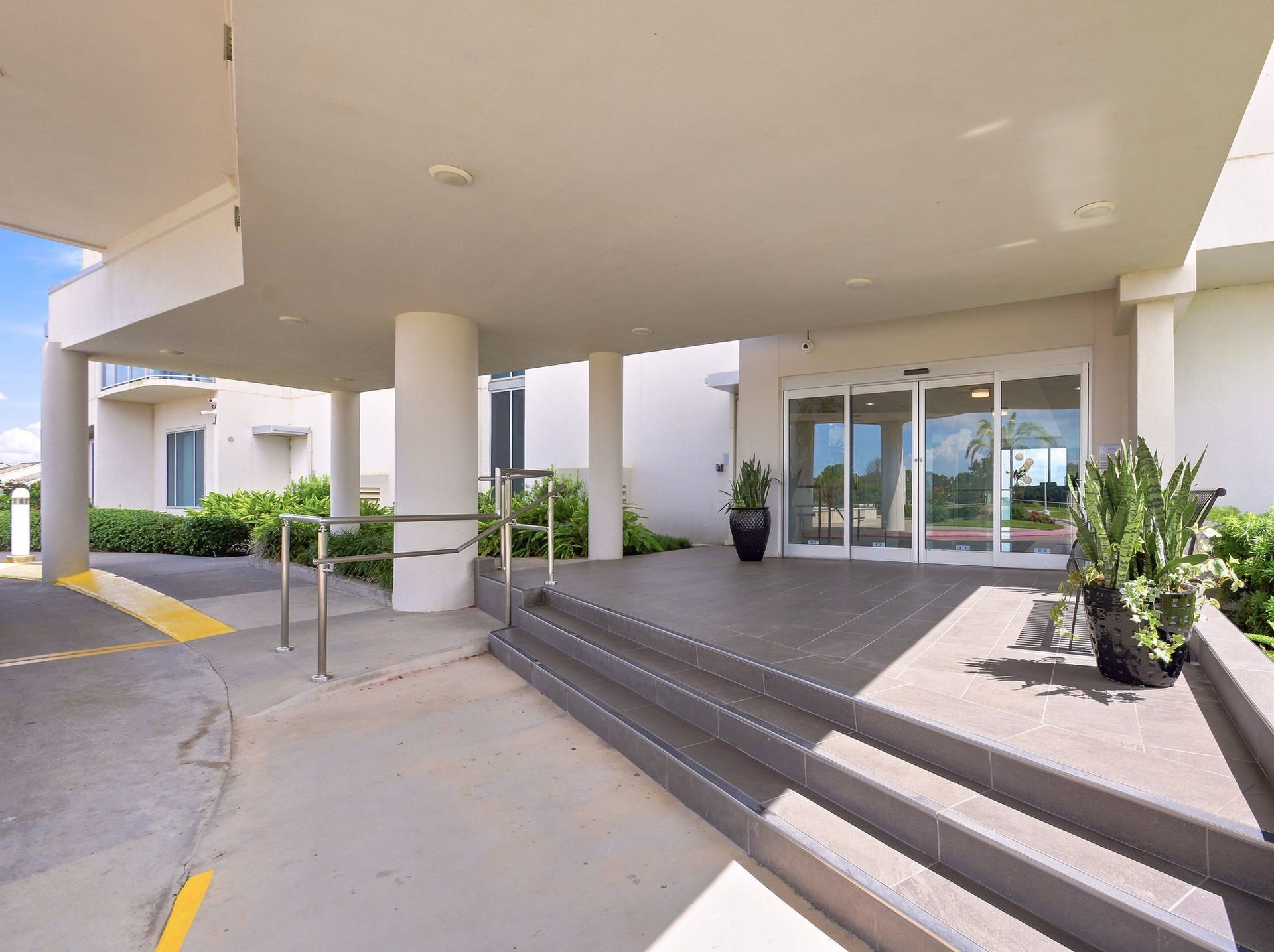 4821 E Nasa Parkway, #2E, Pasadena, TX 77586 4821 E Nasa Parkway, #2E, Pasadena, TX 77586