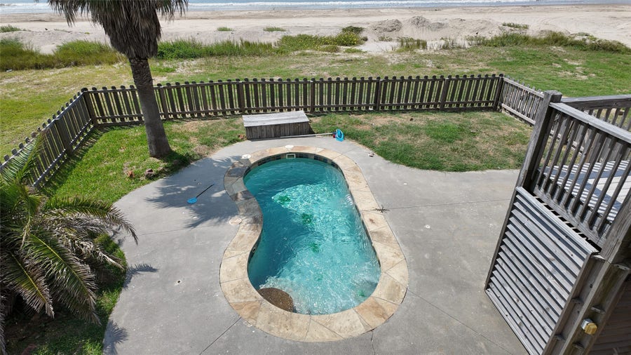 Property photo for 2256 Highway 87, Gilchrist, TX
