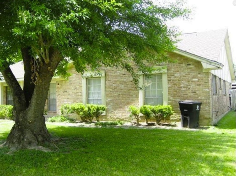 Property photo for 9332 Tooley Drive, Houston, TX