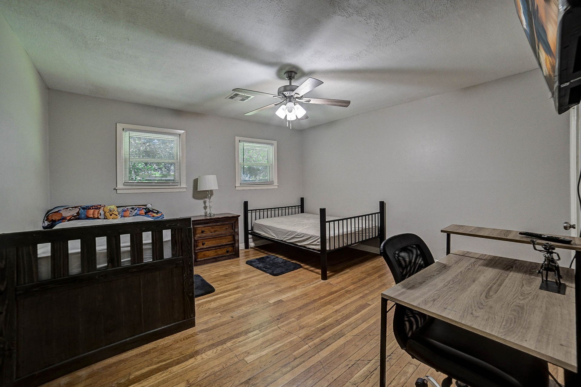 1 4th Avenue N, Texas City, TX 77590 1 4th Avenue N, Texas City, TX 77590