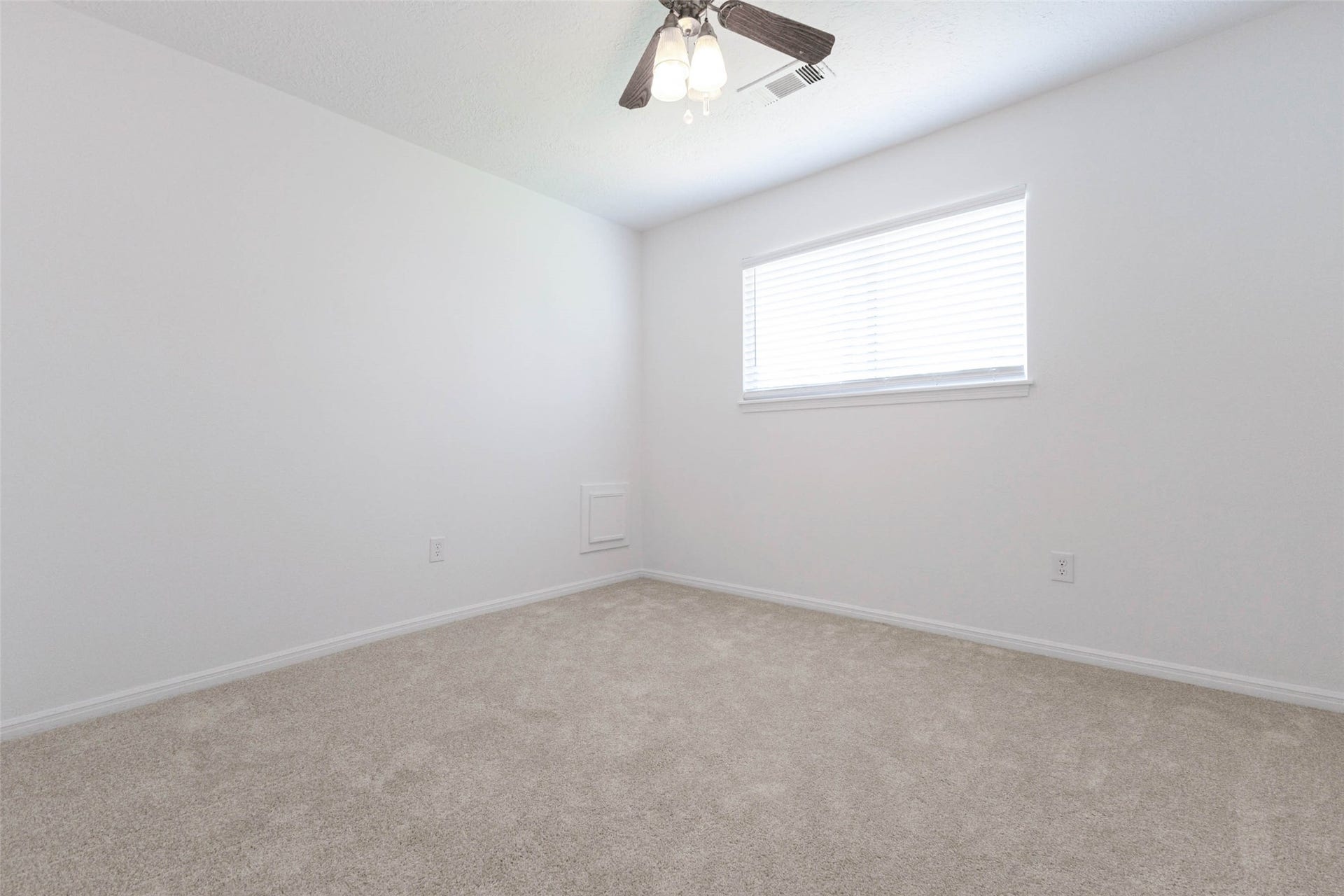12715 Big Stone Drive, Houston, TX 77066 12715 Big Stone Drive, Houston, TX 77066