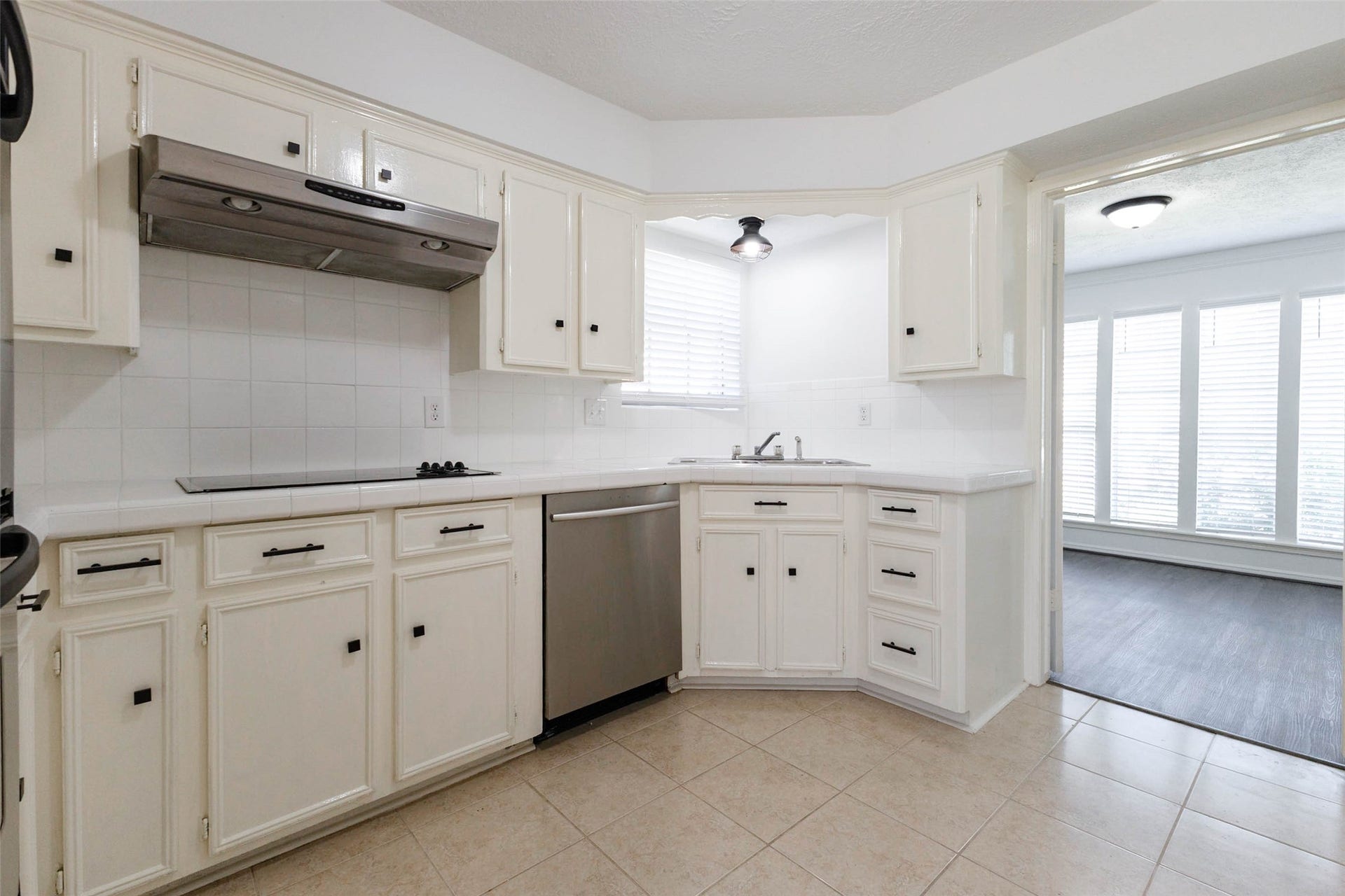 12715 Big Stone Drive, Houston, TX 77066 12715 Big Stone Drive, Houston, TX 77066