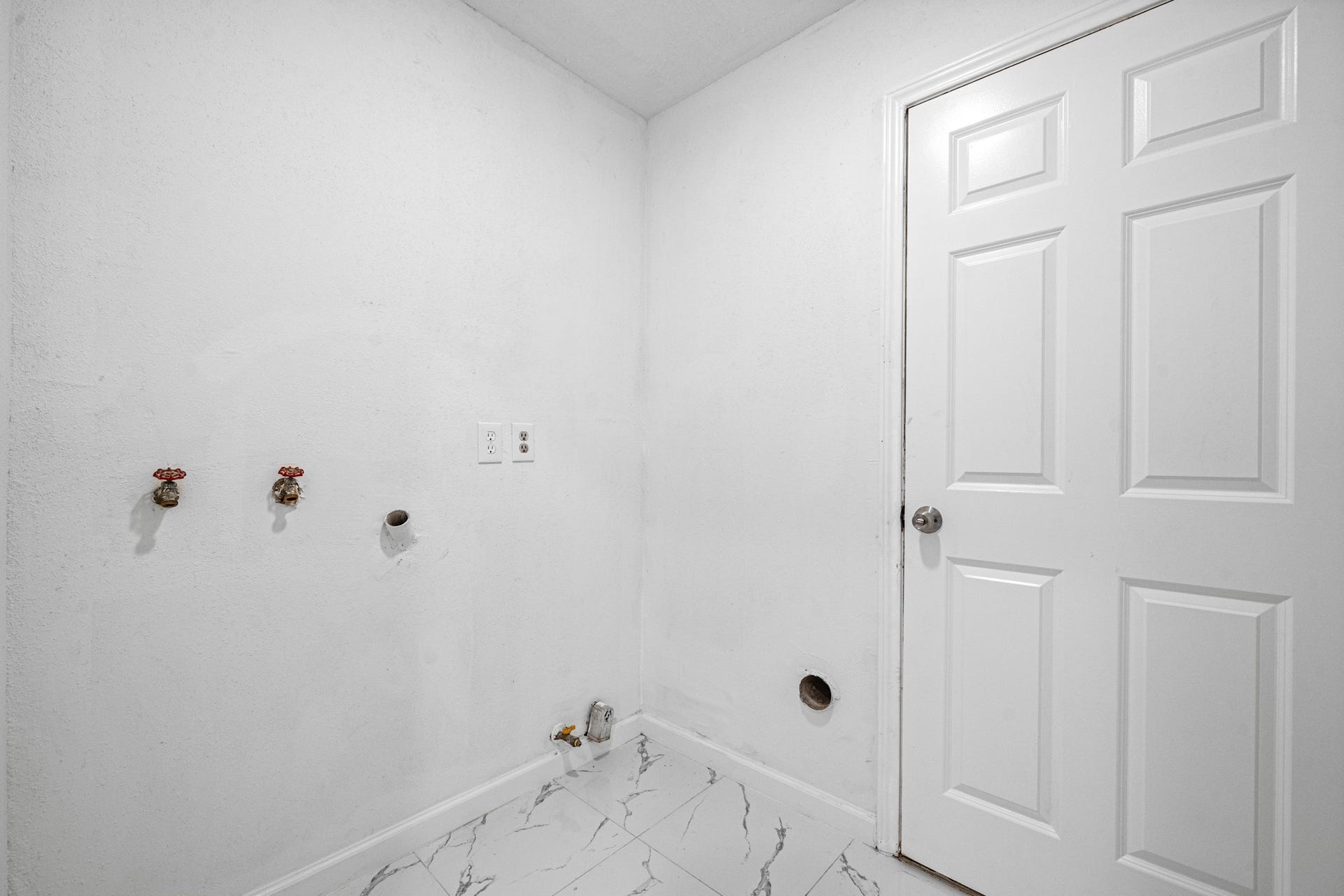 12123 Pompano Lane, Houston, TX 77072 12123 Pompano Lane, Houston, TX 77072