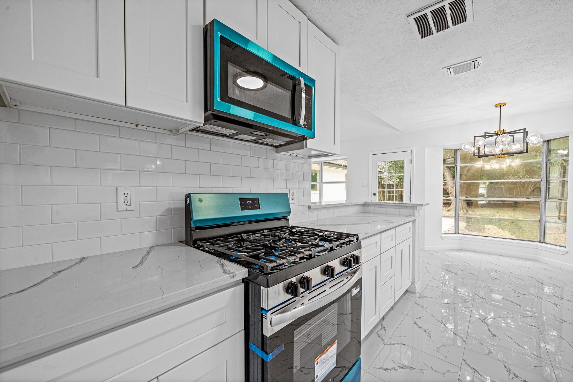 12123 Pompano Lane, Houston, TX 77072 12123 Pompano Lane, Houston, TX 77072