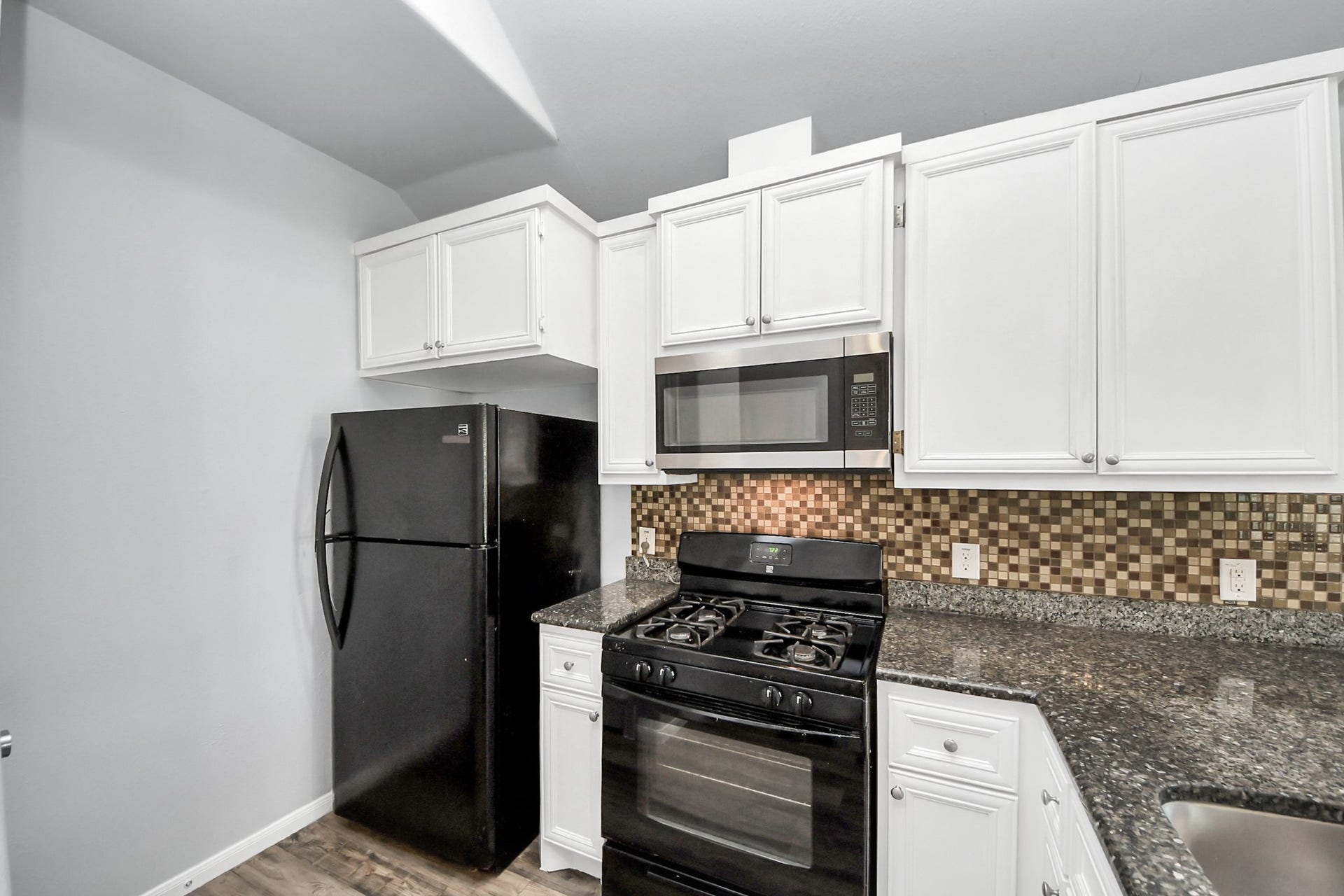4222 Mallow Street, Houston, TX 77051 4222 Mallow Street, Houston, TX 77051