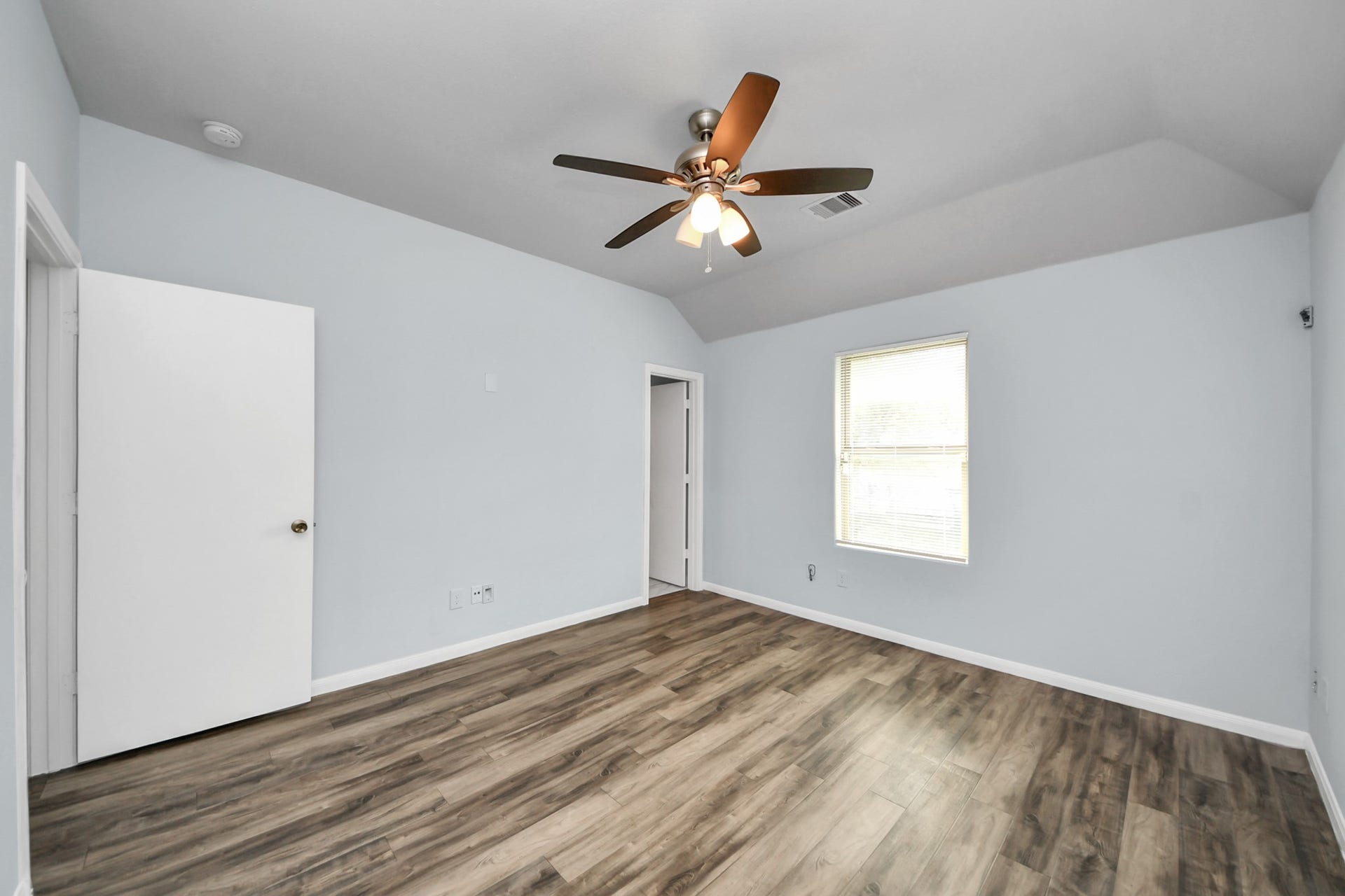 4222 Mallow Street, Houston, TX 77051 4222 Mallow Street, Houston, TX 77051
