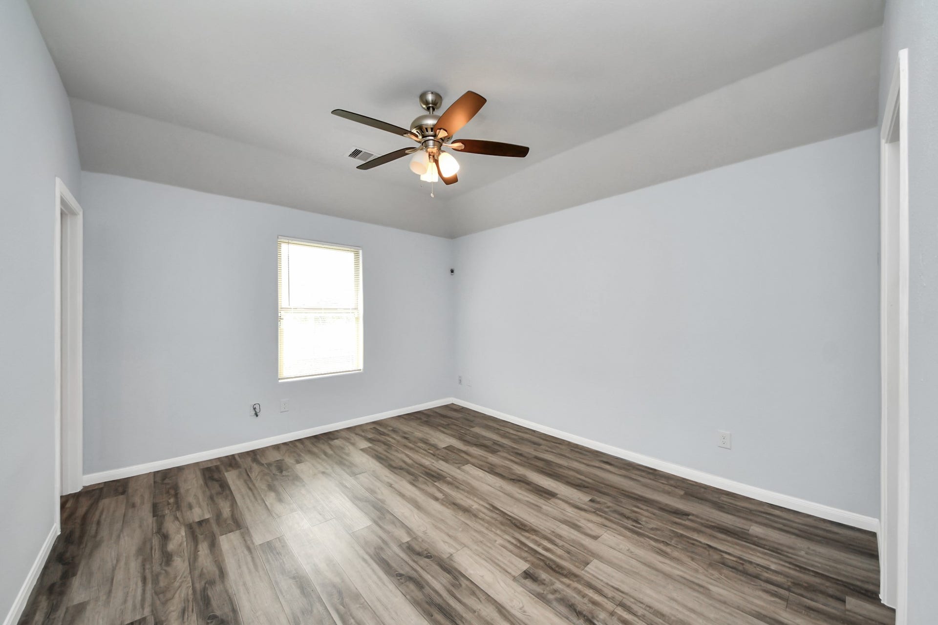 4222 Mallow Street, Houston, TX 77051 4222 Mallow Street, Houston, TX 77051
