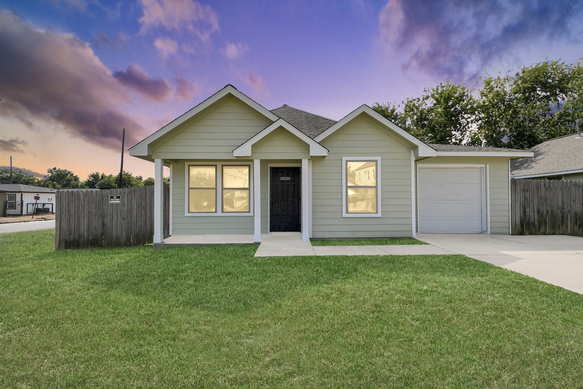 4222 Mallow Street, Houston, TX 77051 4222 Mallow Street, Houston, TX 77051