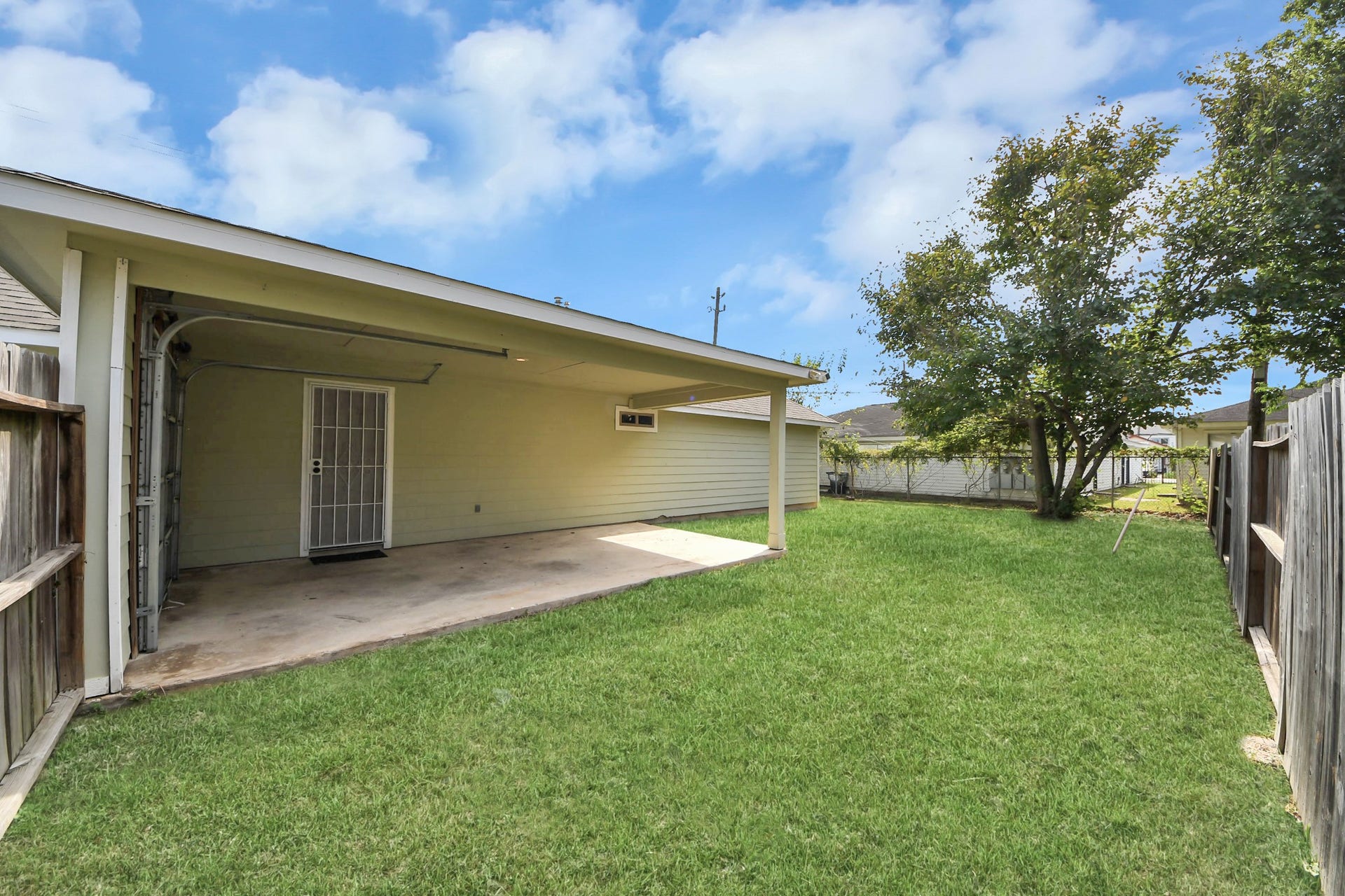 4222 Mallow Street, Houston, TX 77051 4222 Mallow Street, Houston, TX 77051