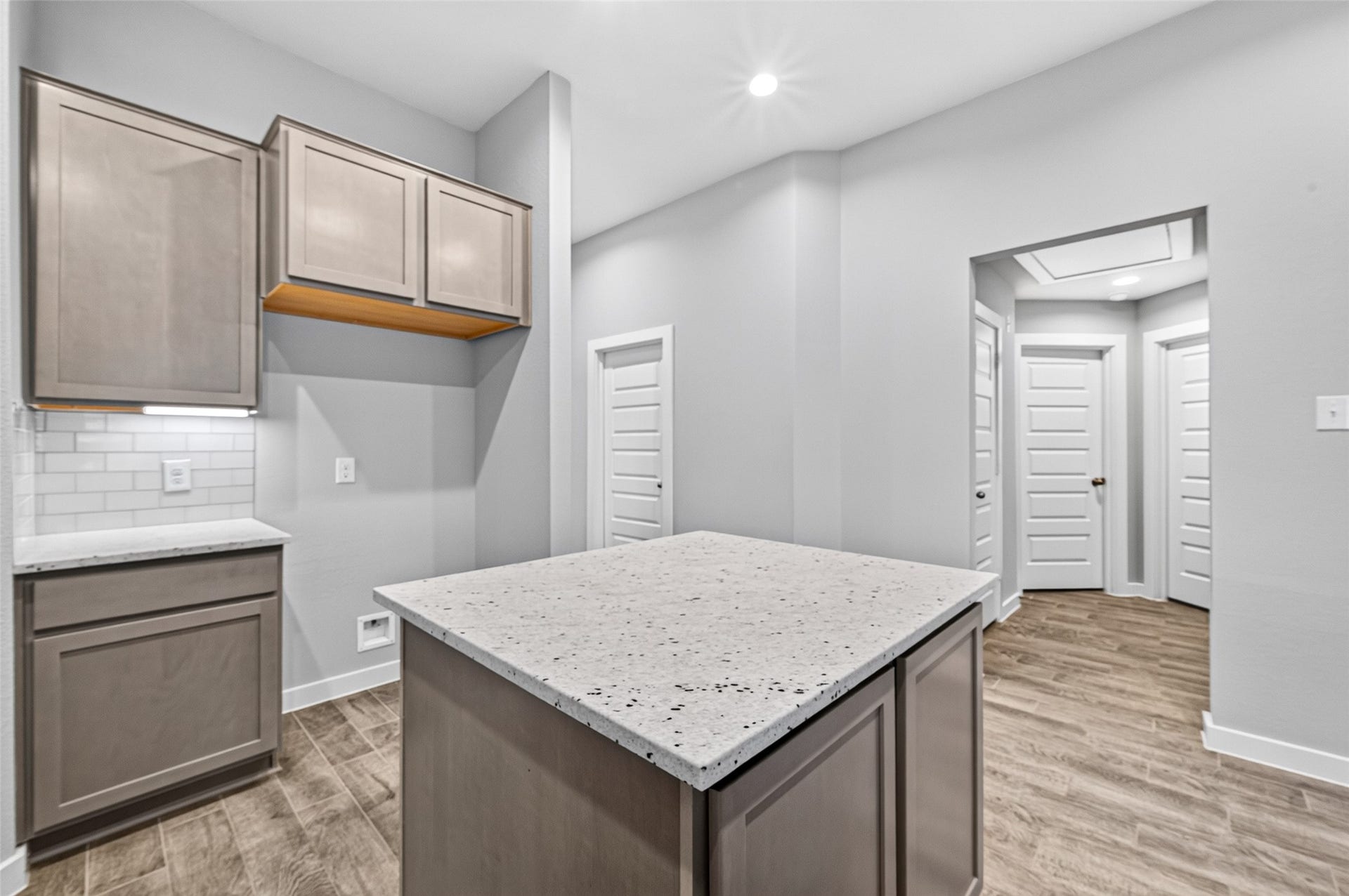 731 Orchard Vale Road, Rosharon, TX 77538