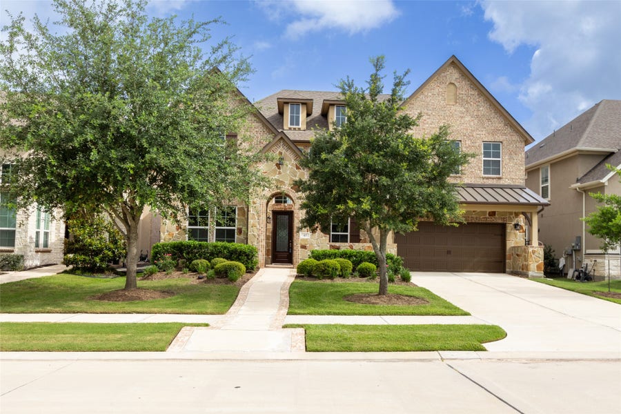 Property photo for 42 Zenith Lane, Sugar Land, TX