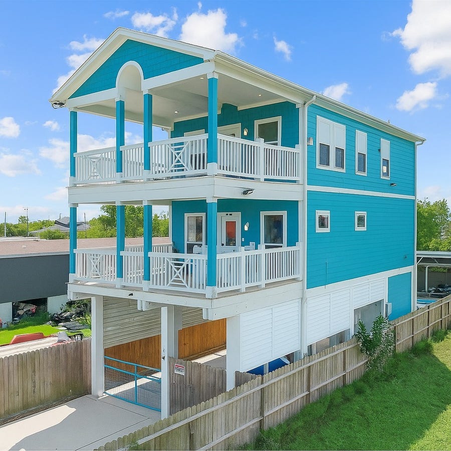 Property photo for 1012 22nd Street, #D, Dickinson, TX