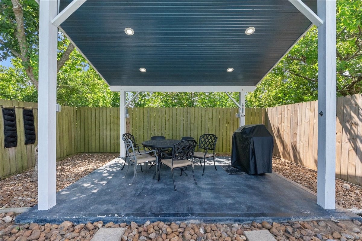 1012 22nd Street, #D, Dickinson, TX 77539 1012 22nd Street, #D, Dickinson, TX 77539