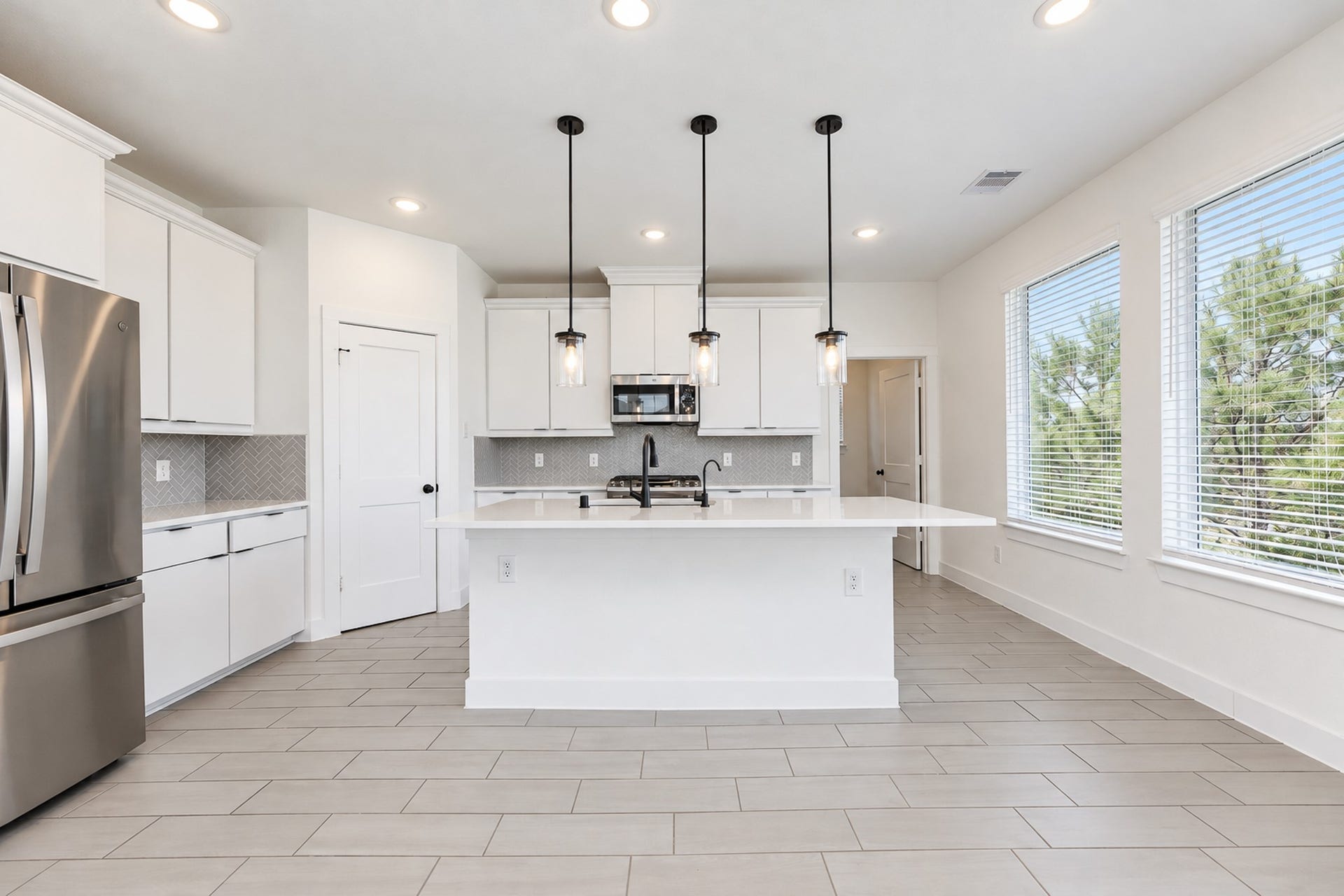 15163 Colorado Bend Park Drive, Cypress, TX 77433 15163 Colorado Bend Park Drive, Cypress, TX 77433