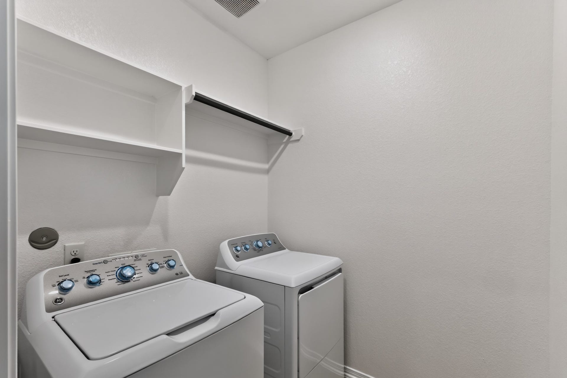 511 Water Ash Court, Montgomery, TX 77316 511 Water Ash Court, Montgomery, TX 77316