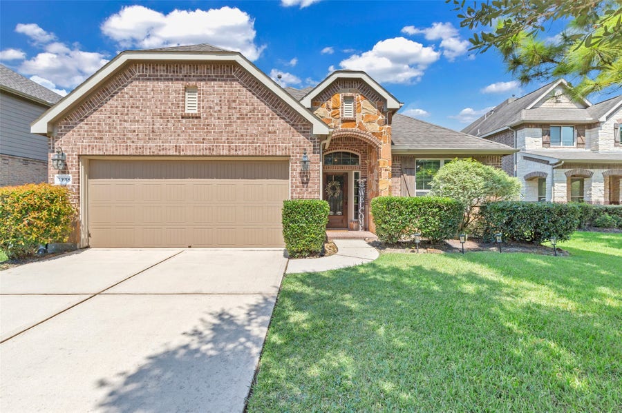 Property photo for 13918 Albany Springs Lane, Houston, TX