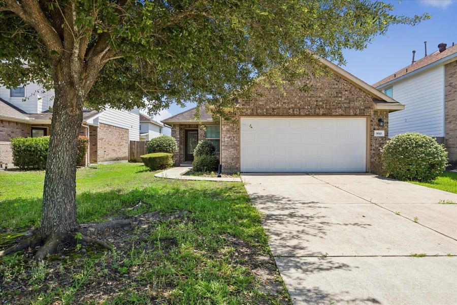 Property photo for 9110 River Dale Canyon Lane, Humble, TX