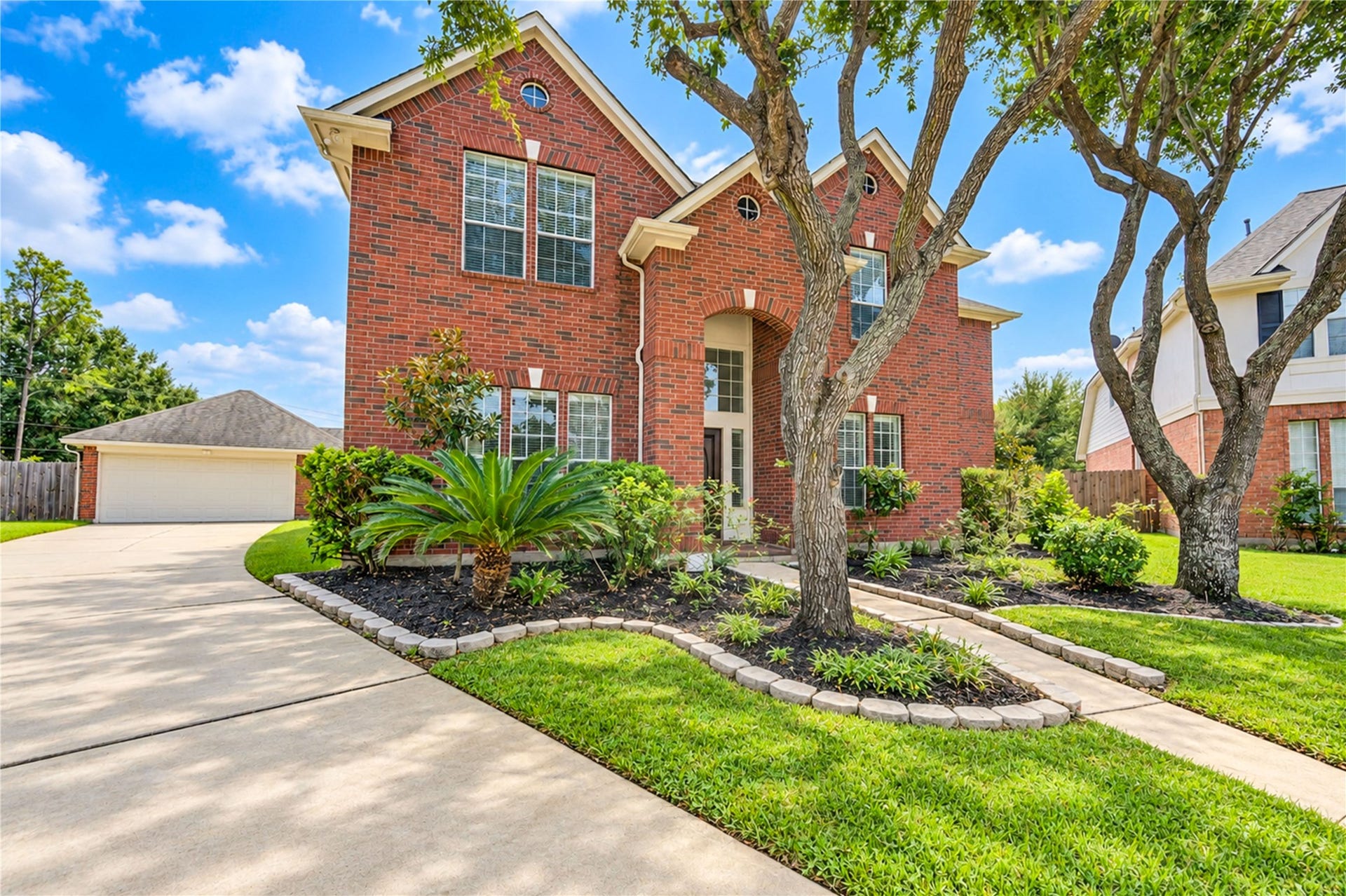 2206 Desert Vine Court, Sugar Land, TX 77498