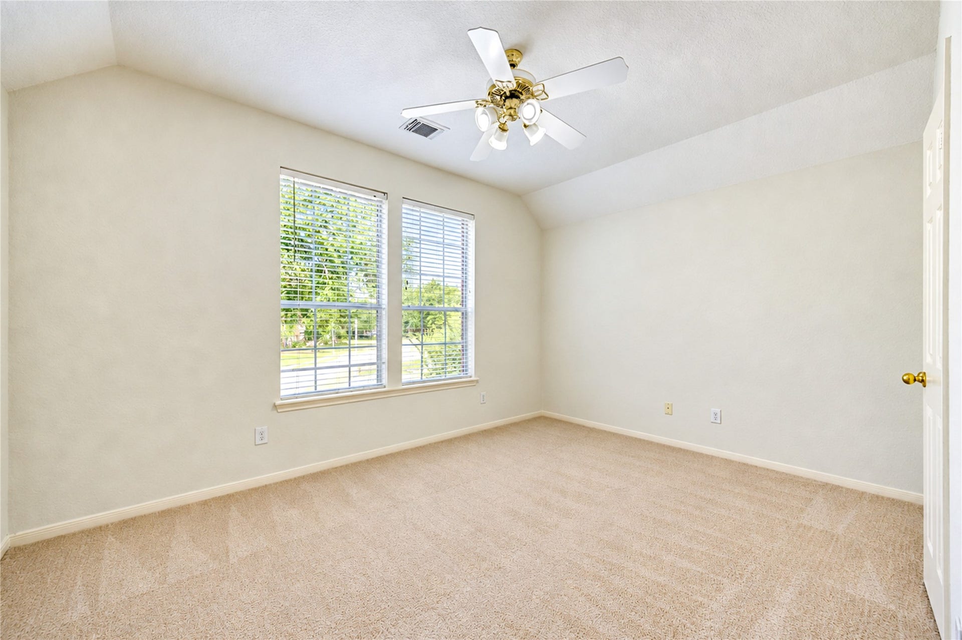 2206 Desert Vine Court, Sugar Land, TX 77498