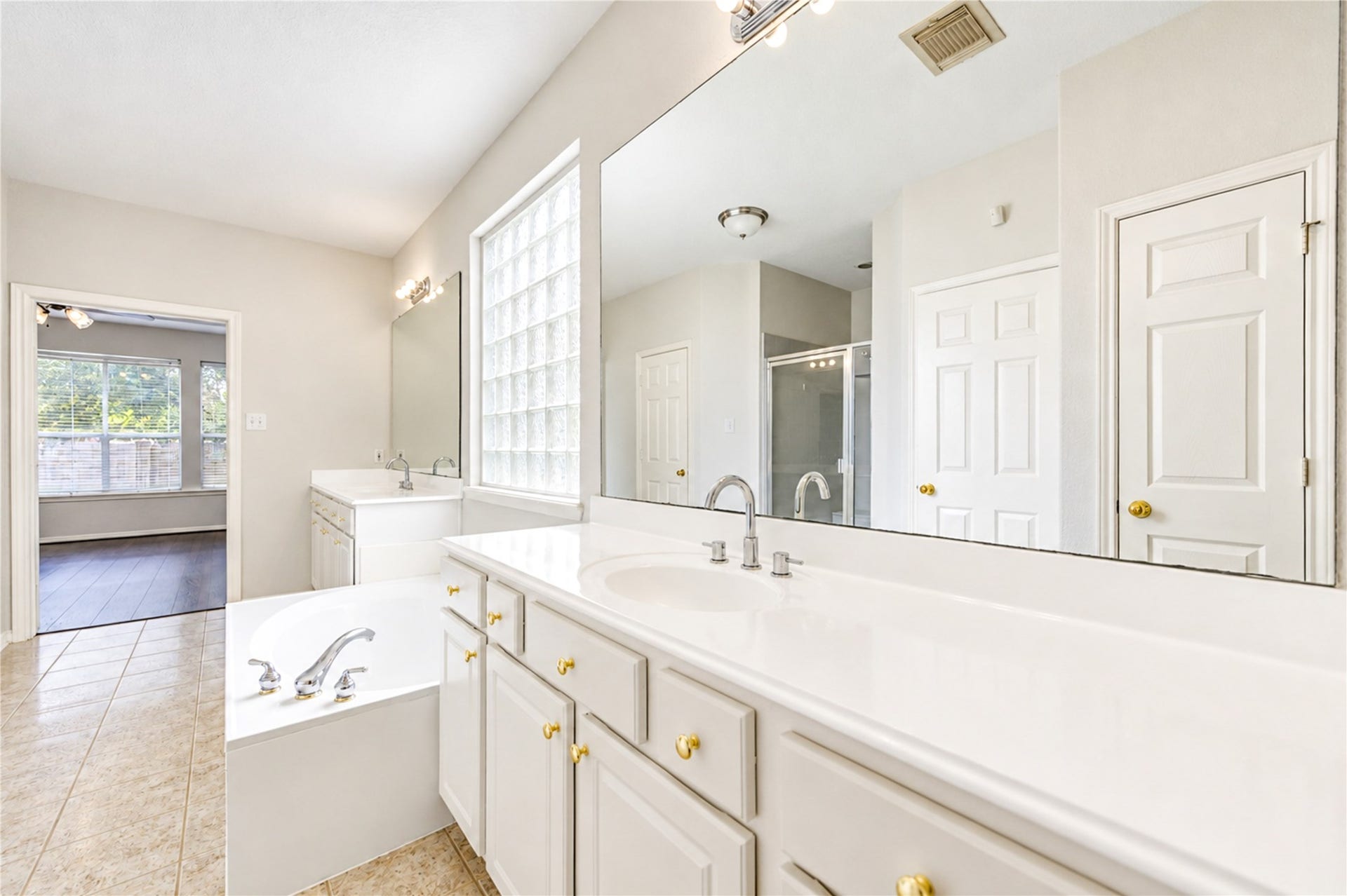 2206 Desert Vine Court, Sugar Land, TX 77498
