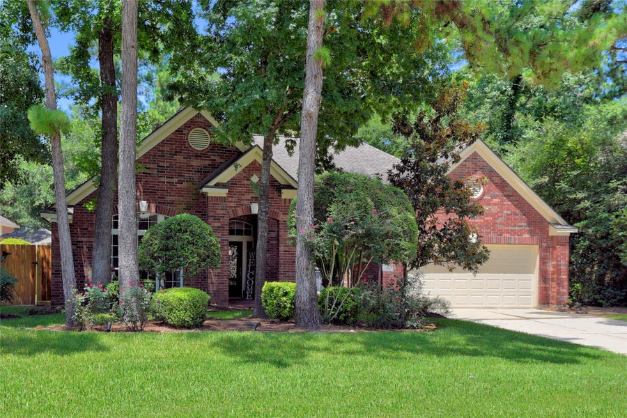 Property photo for 19 S Linton Ridge Circle, The Woodlands, TX