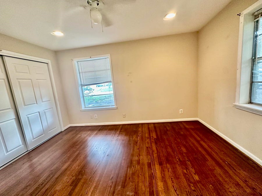 Property photo for 1100 Frost Street, Rosenberg, TX