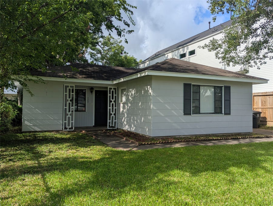 Property photo for 322 W 27th Street, Houston, TX
