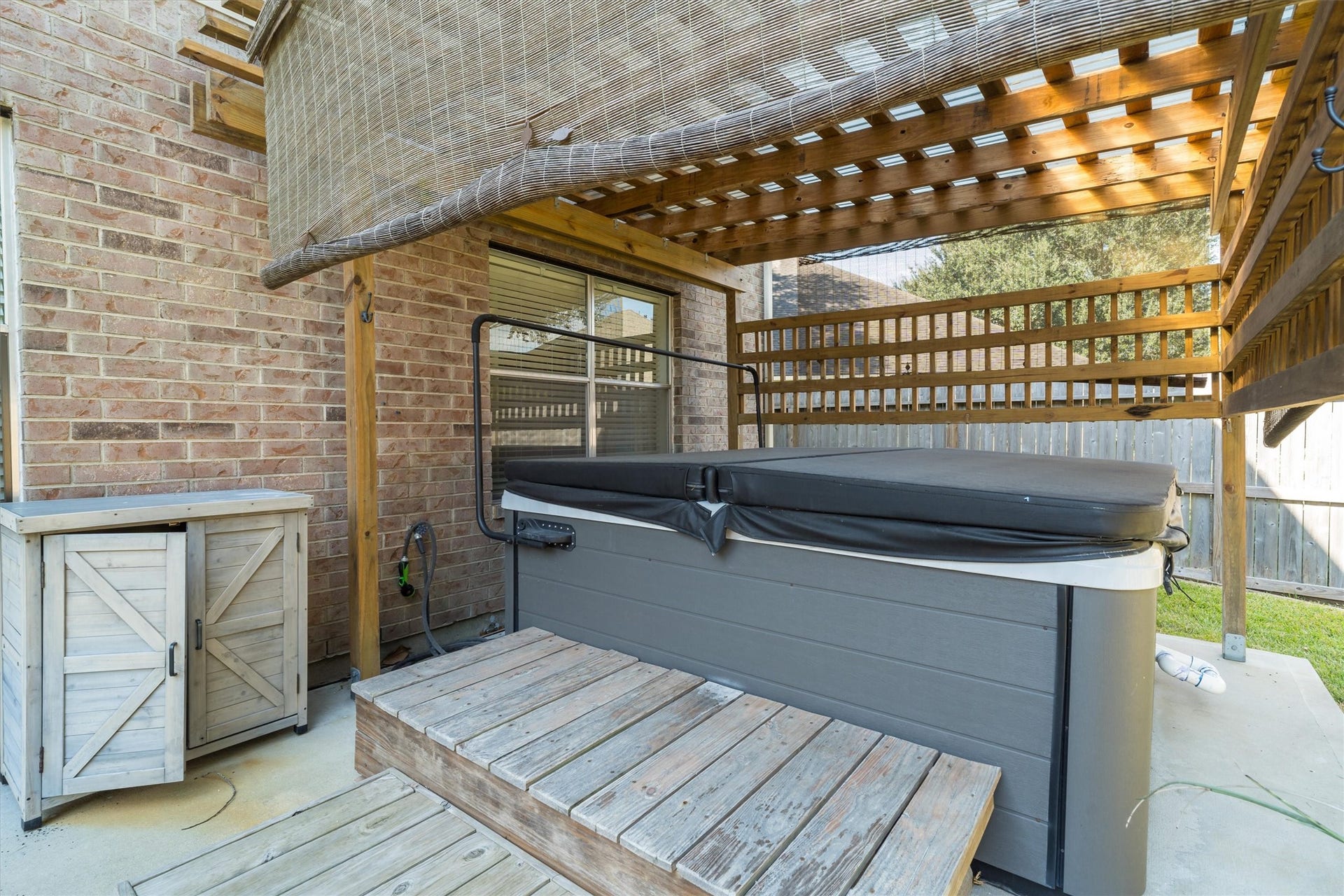 1107 Elmgrove Park Lane, Seabrook, TX 77586 Hot tub is negotiable. A secondary electrical panel was added just for the hot tub