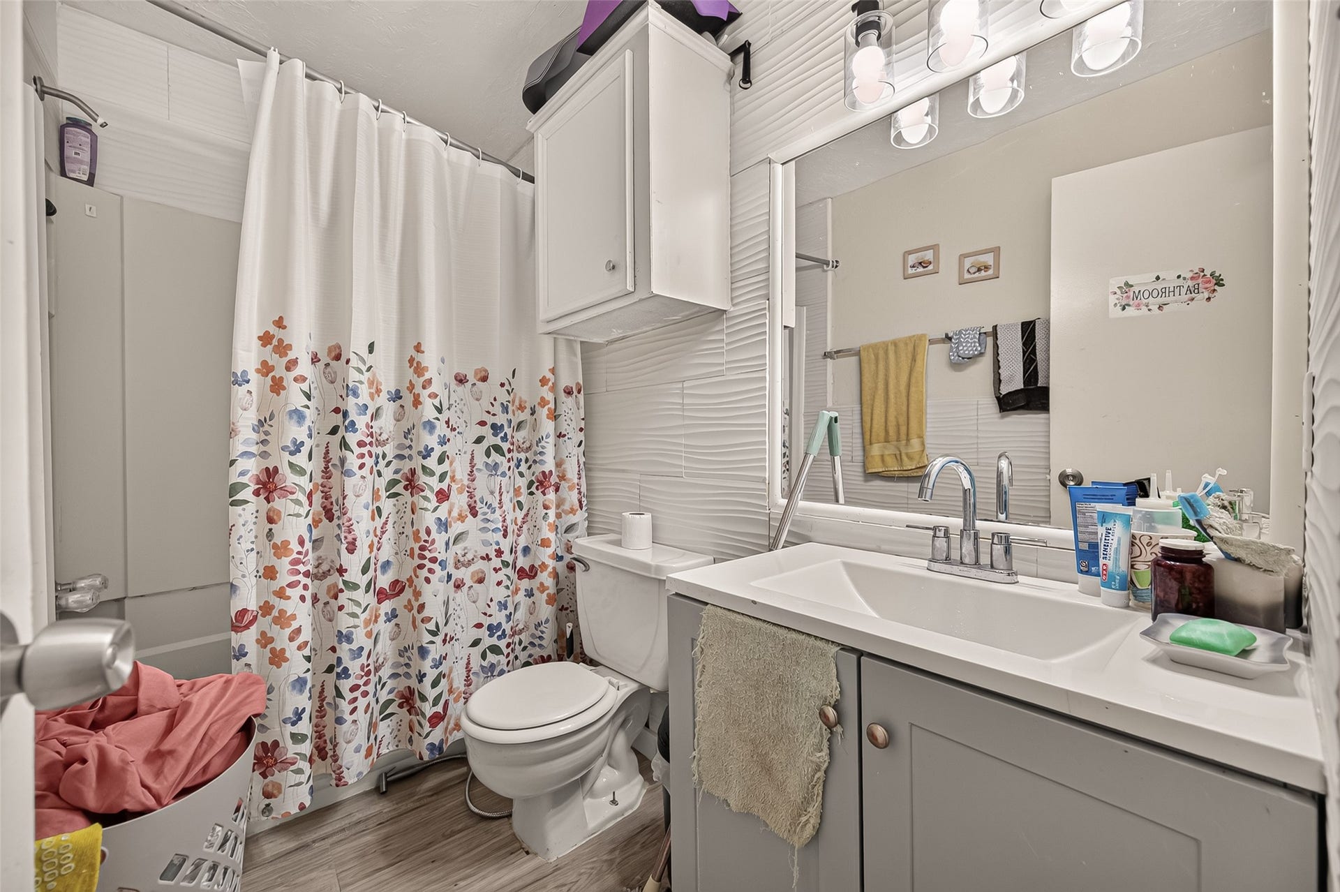 4123 Cedar Gardens Drive, Houston, TX 77082 4123 Cedar Gardens Drive, Houston, TX 77082