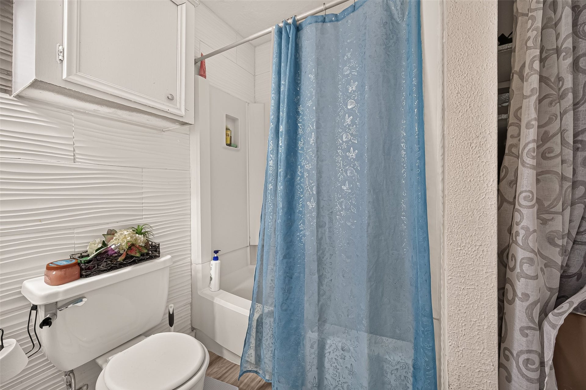 4123 Cedar Gardens Drive, Houston, TX 77082 4123 Cedar Gardens Drive, Houston, TX 77082
