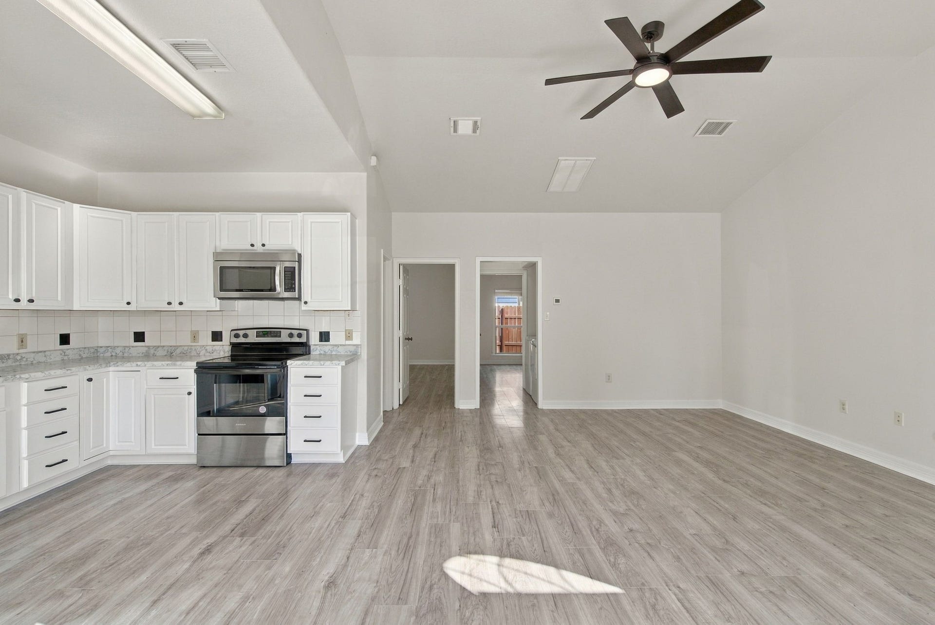 16872 Kempwood, Montgomery, TX 77316 16872 Kempwood, Montgomery, TX 77316